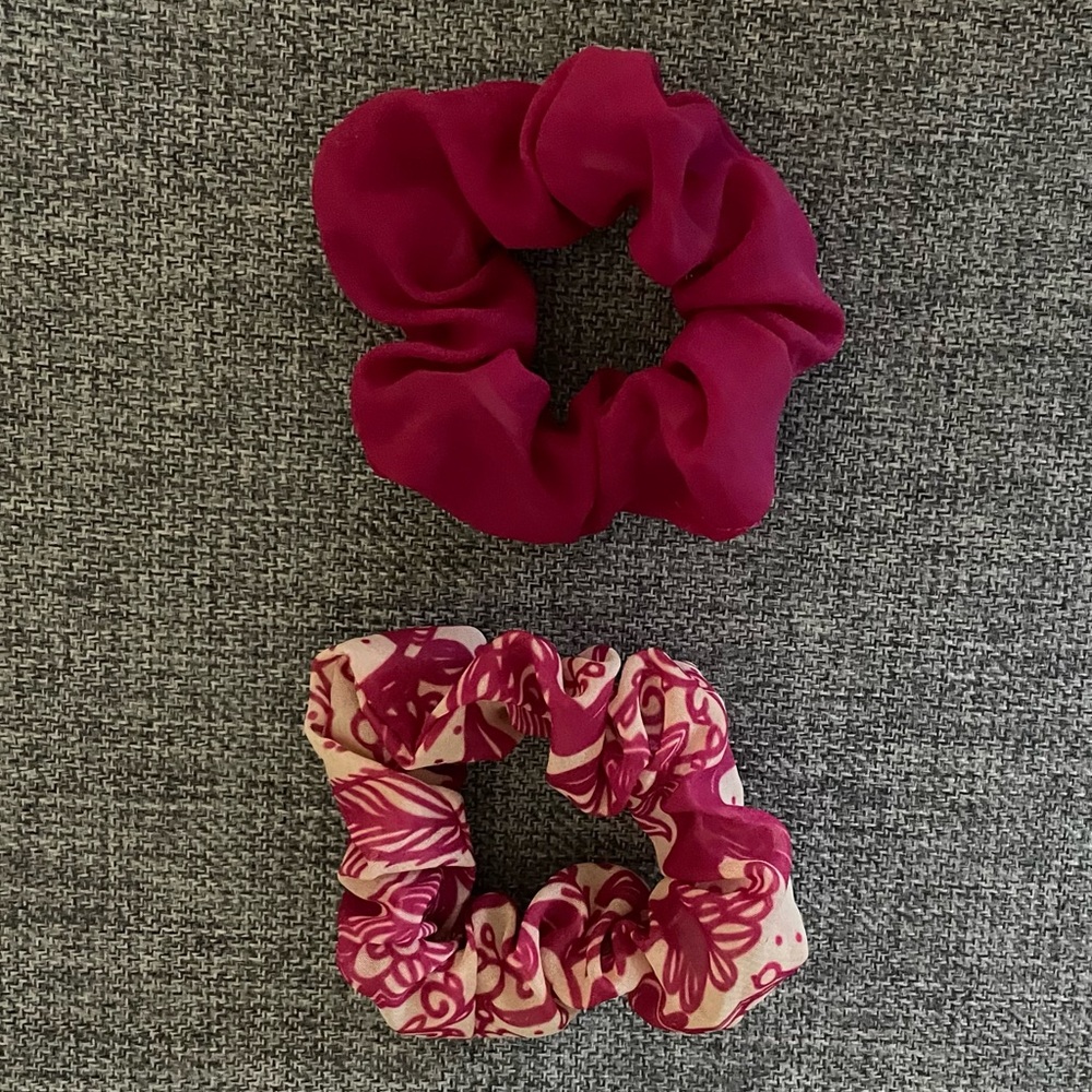 Set of Two Pink Hair Scrunchies